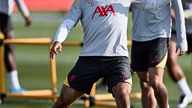 محمد صلاح من تدريبات ليفربول استعدادا لمواجهة لايبزيج .. شاهد