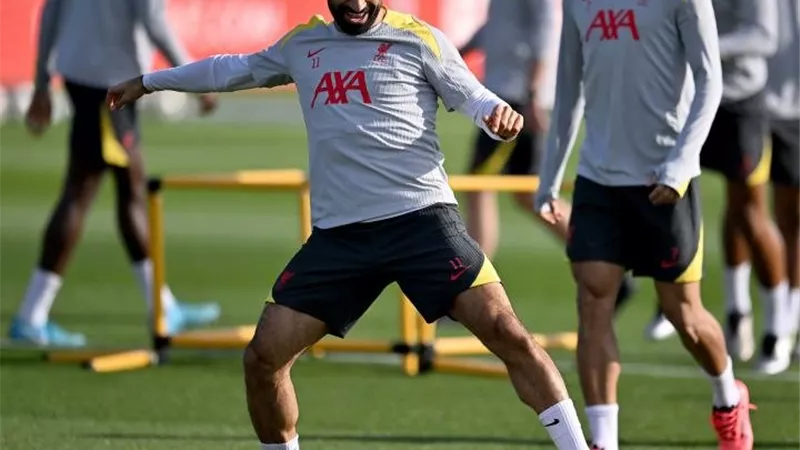 بمشاركة محمد صلاح .. شاهد جانب من تدريبات ليفربول قبل لقاء اليوم
