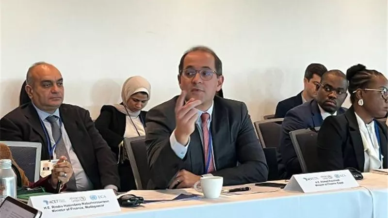 المالية: الاقتصادات الإفريقية «مُثقلة» بمستويات مرتفعة من الديون