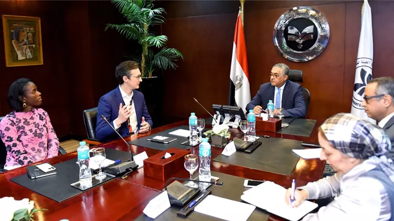 هيبة يبحث مع رواد الأعمال ضخ استثمارات جديدة في السوق المصرية