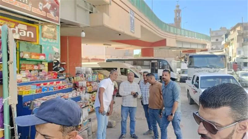 محافظ أسيوط: حملة مكبرة لإزالة الإشغالات والتعديات على حرم الطرق
