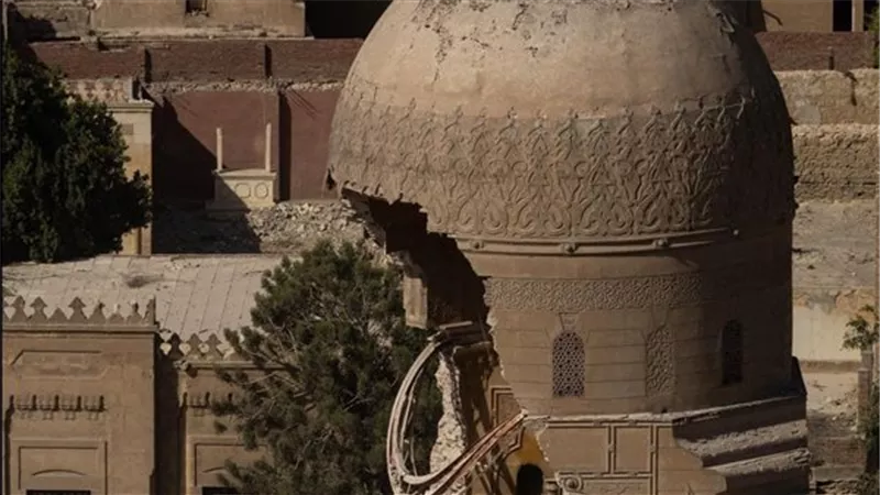 سبب هدم قبة مستولدة محمد علي باشا.. 