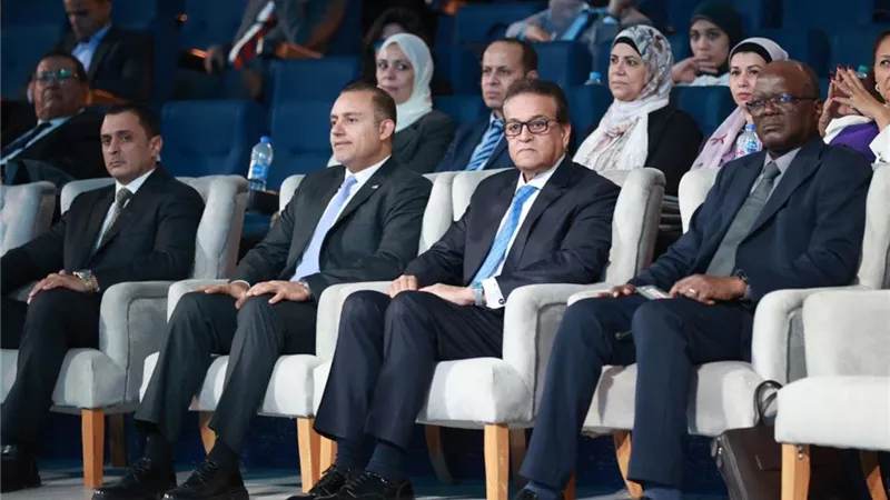 مشاركون بمؤتمر الصحة والسكان يشيدون بدور 