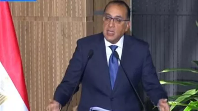 رئيس الوزراء: لا صحة للشائعات حول سعر الصرف