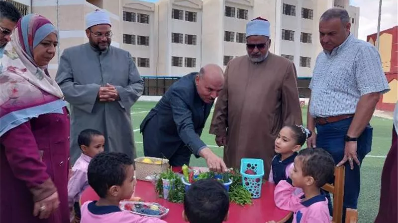 رئيس منطقة مطروح الأزهرية يفتتح مبادرة «حكاية بذرة»