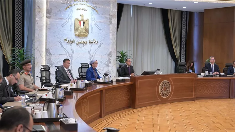 مدبولي يتابع استعدادات المشاركةفي COP29..والتعامل مع التغيرات المناخية
