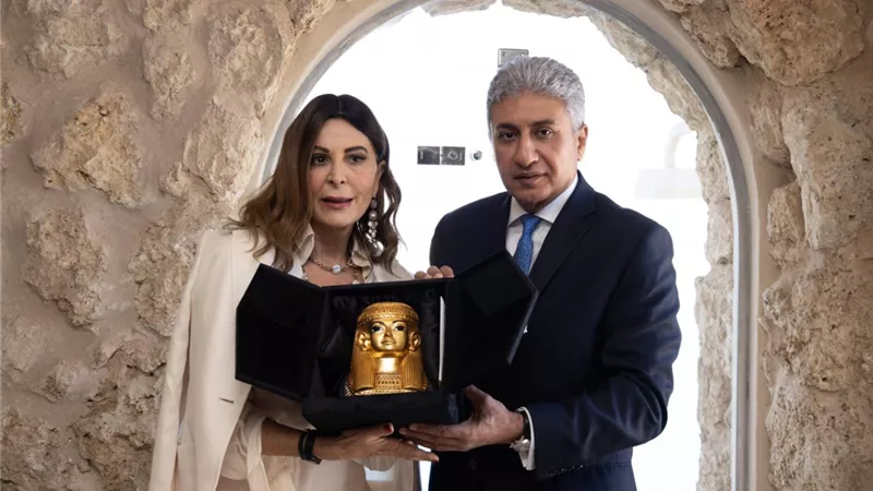 وزير السياحة يستهل زيارته لمدينة الغردقة بلقاء نظيرته الإيطالية