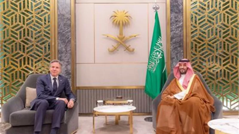 ولي العهد السعودي يبحث مع بلينكن الأوضاع الإقليمية والدولية