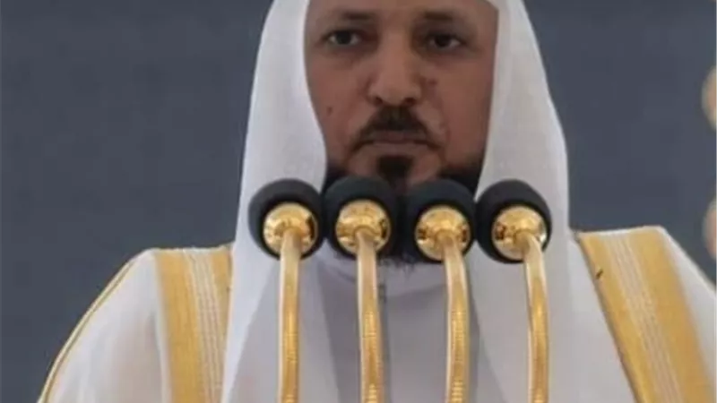 خطيب الحرم المكى: الاعتدال و التوازن سمة ظاهرة فى الكون