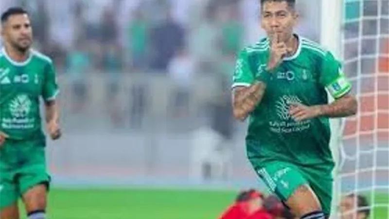 فيرمينيو يقود تشكيل الأهلي في مواجهة الأخدود