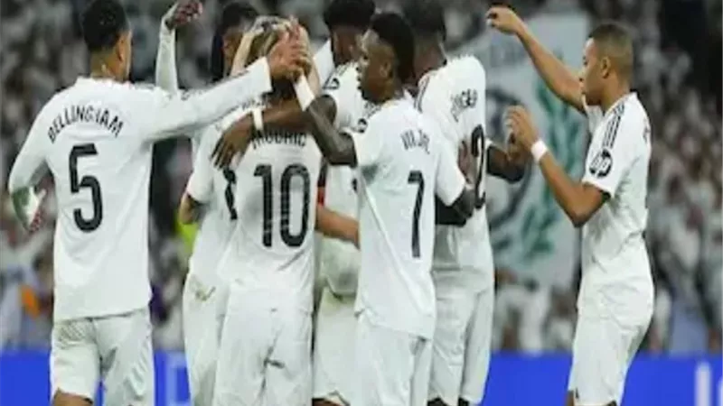 كلاسيكو الأرض .. تشكيل ريال مدريد أمام برشلونة .. فينسيوس ومبابي يقودان الهجوم