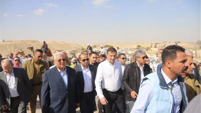 السياحة والزراعة يطلقان برنامجًا لرعاية وحماية الخيول والإبل والحيوانات الأليفة بالمناطق الأثرية