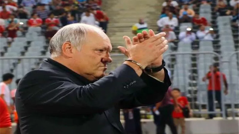 الأفضل في إفريقيا.. مارتن يول يُهنئ الأهلي بعد الفوز بالسوبر المصرى