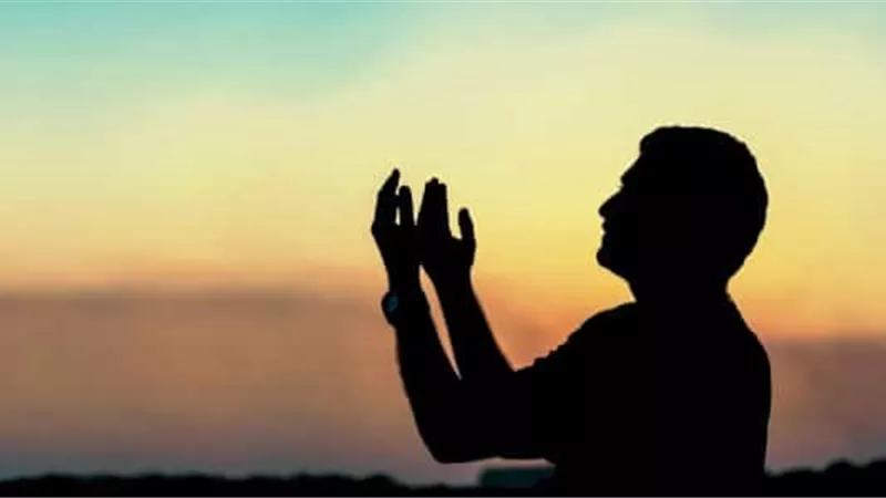 يارب نسألك بأسمائك الحسنى أن تغفر لنا وترحمنا وتعفو عنا