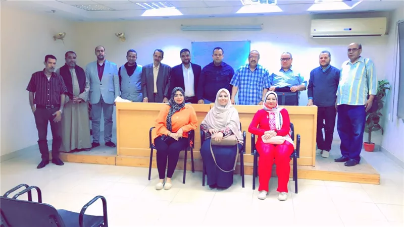 نادى ادب اسيوط يناقش الرواية التاريخية عند ايمن رجب