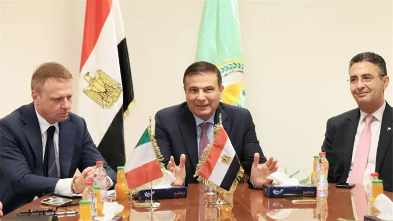 وزيرا الزراعة والتموين يبحثان التعاون في مجال الأمن الغذائي