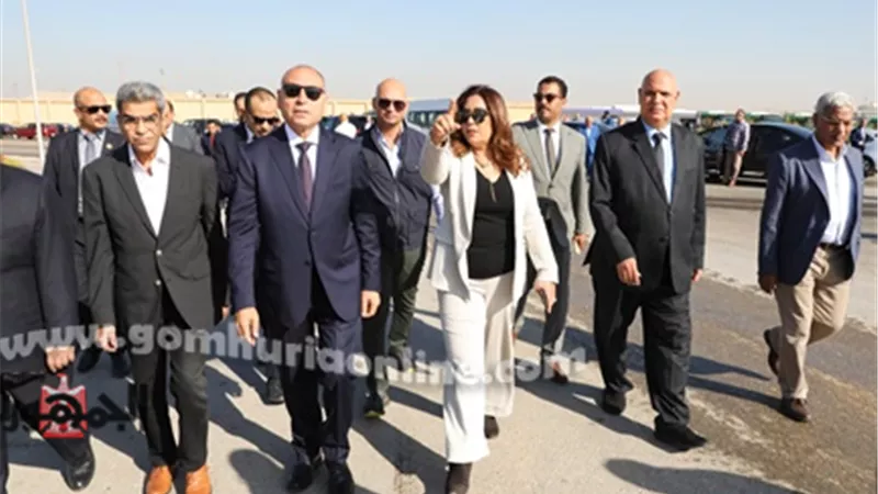 وزيرة التنمية المحلية : 100 أتوبيس بالغاز والكهرباء لضيوف المنتدي