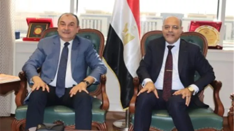 وزيرا العمل وقطاع الأعمال يبحثان تعزيز التعاون في الملفات المشتركة