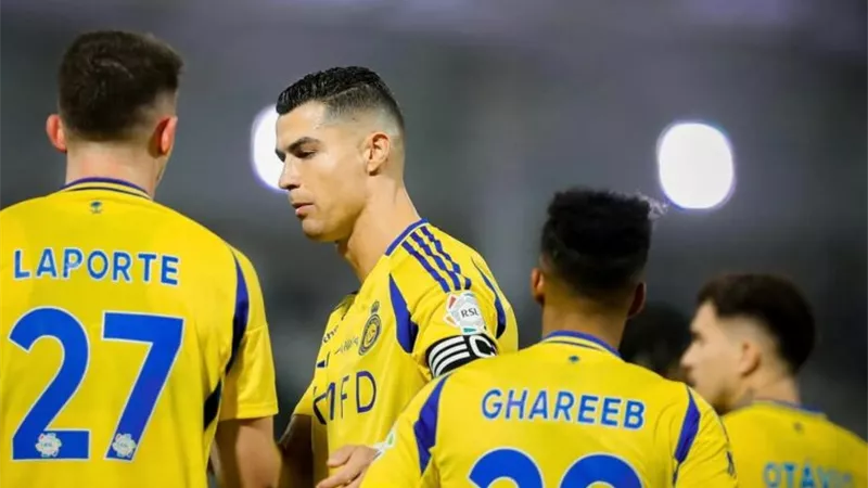 النصر يسابق الزمن لتجهيز الرباعي المصاب لمواجهة الهلال