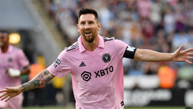 شاهد.. ماذا قال ميسي على فوز برشلونة الساحق ضد ريال مدريد؟