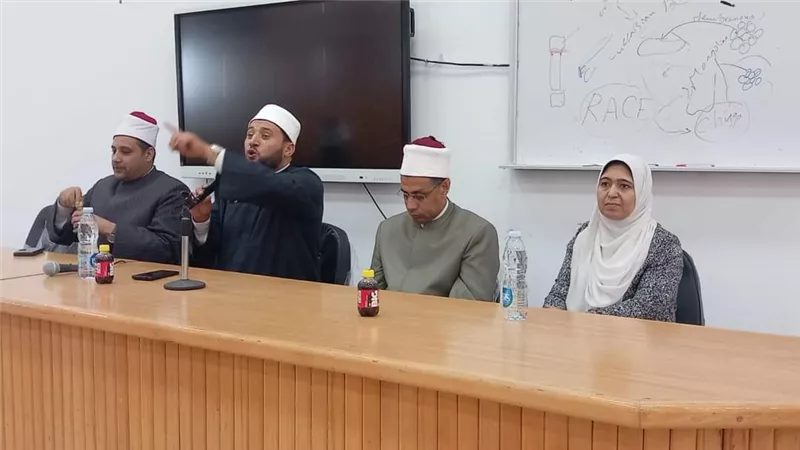الأزهر للفتوي يبدأ فعاليات أسبوعه الثقافي بجامعة قناة السويس