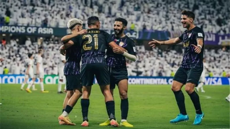 العين يعلن قائمة لاعبيه لمواجهة الأهلي بكأس الإنتركونتيننتال