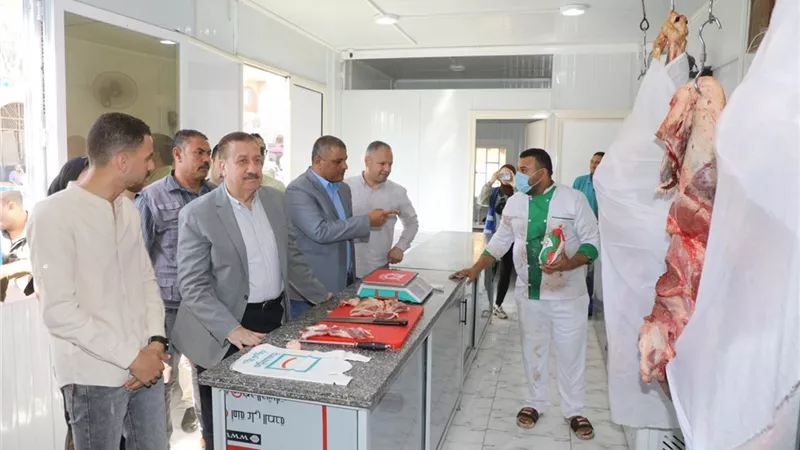 أبوليمون يفتتح منفذ حياة كريمة لبيع اللحوم بأسعار مخفضة