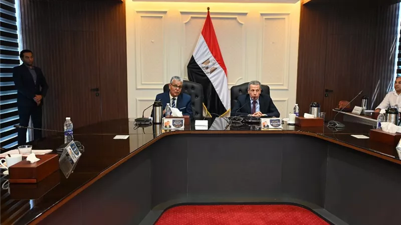 مجلس جامعة الغردقة يوافق علي إعفاء طلاب حلايب وشلاتين وابو رماد