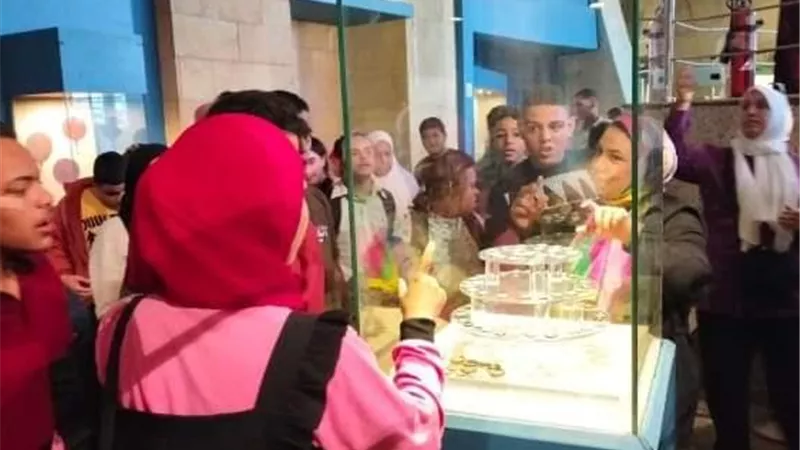 متحف تل بسطا ينظم يوما ترفيهيا بمدرسة الأشراف للتربية الفكرية