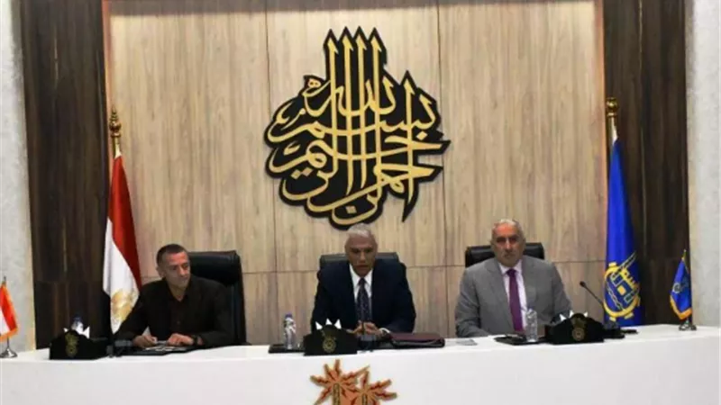الدكتور إسماعيل كمال : مهلة شهرين لسرعة إجراءات الطرح للمشروعات