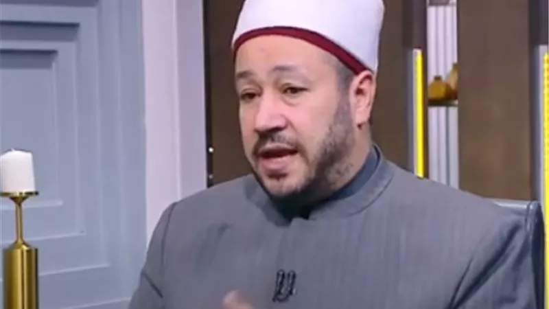 أمين الفتوى: لا يجوز للمرأة المتوفي زوجها الكحل وإرتداء الذهب فى فترة الحداد