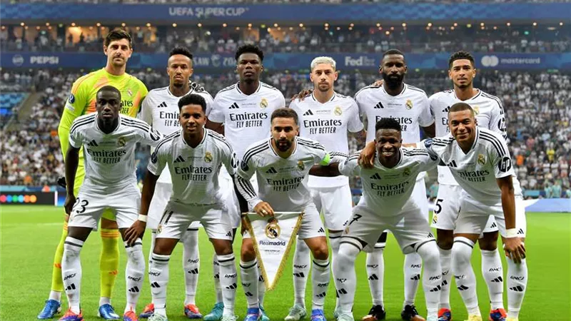 رسميا .. ريال مدريد يعلن مقاطعة حفل الكرة الذهبية