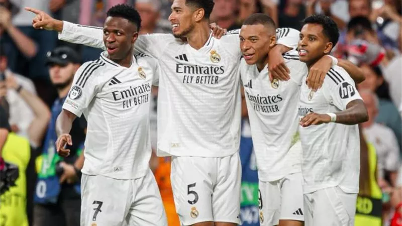 حفل الكرة الذهبية .. ريال مدريد يحصد جائزة أفضل ناد فى العالم