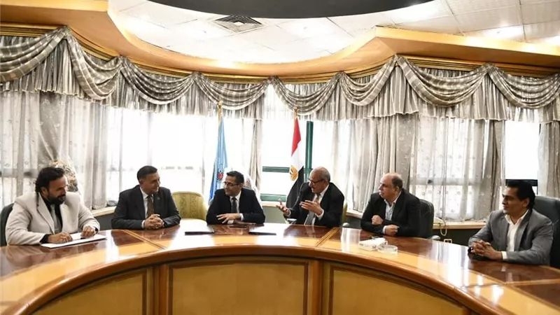 بالصور.. توقيع عقد إستشاري مدينة الصحفيين بـ 6 أكتوبر