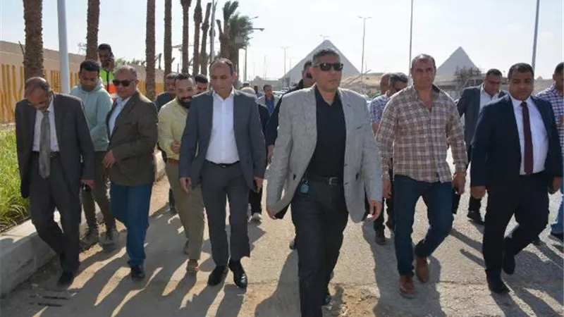 محافظ الجيزة يتفقد مشروعات التطوير المحيطة بالمتحف المصري الكبير