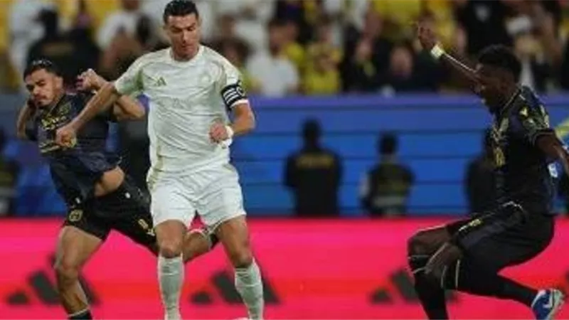 التعادل عنوان الشوط الأول للقاء النصر والتعاون فى الكأس