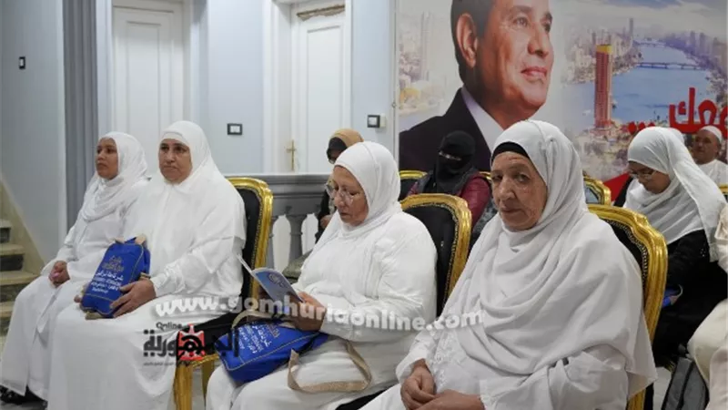 مستقبل وطن يودع الفائزين برحلات العمرة قبل سفرهم لـ«مكة»