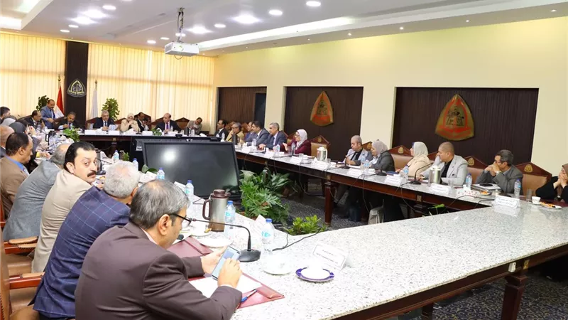 مجلس جامعة الزقازيق يوافق على اللائحة الداخلية للجامعة الأهلية