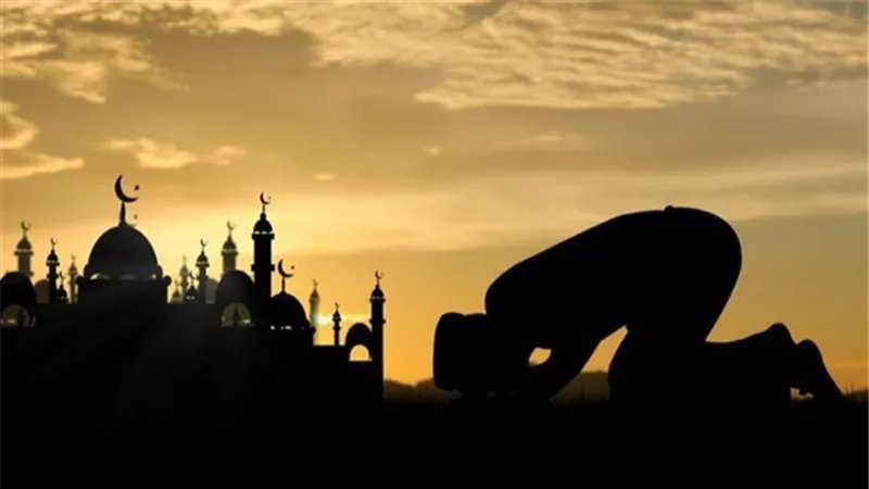 مواقيت الصلاة وفقا للتوقيت الشتوي بدءا من الغد