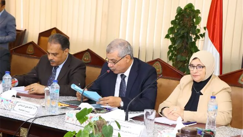 محافظ الشرقية: المحافظة تشهد طفرة في تنفيذ مشروعات البنية التحتية