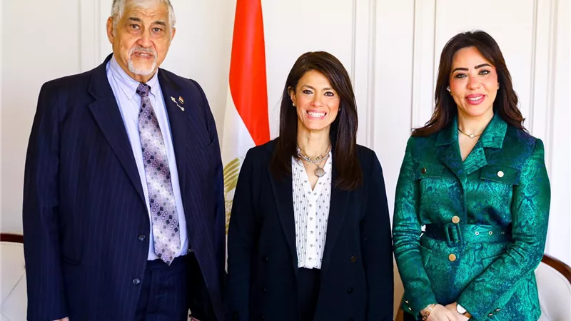 المشاط تلتقي رئيس لجنة الدفاع والأمن القومي وعضو تنسيقية الأحزاب