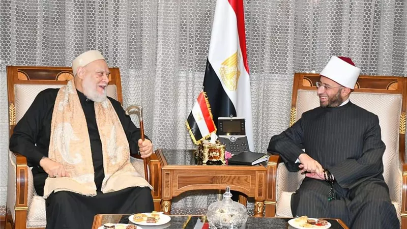 الأوقاف ومصر الخير يوقعان بروتوكول تعاون لتوريد ونقل لحوم الإطعام