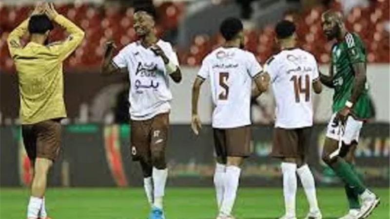 الجبلين القادم من الدرجة الثانية يطيح بالاتفاق من كأس السعودية