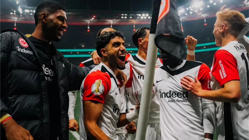 تقييم مرموش فى مباراة فرانكفورت ومونشنجلادباخ بكأس ألمانيا