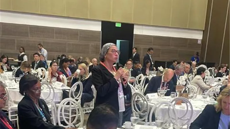 وزيرة البيئة: صياغة صك ملزم قانونًا بشأن التلوث البلاستيكي لن يتم دون التعاون متعدد الأطراف