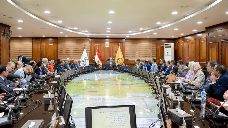 إنشاء وحدة لاستخلاص وتجهيز النباتات الطبية بجامعة بنى سويف