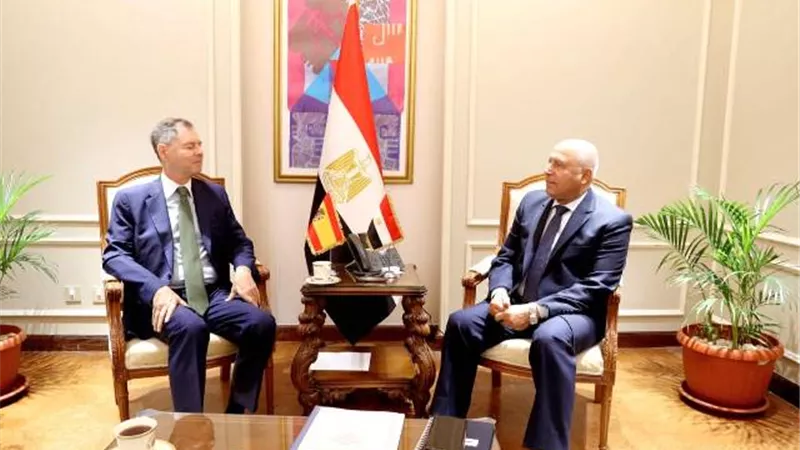 الوزير يبحث مع سفير إسبانيا سبل تعزيز مجالات التعاون بين البلدين