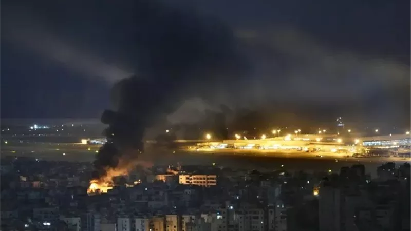 جيش الاحتلال يشن سلسلة غارات على مدينة النبطية جنوبي لبنان