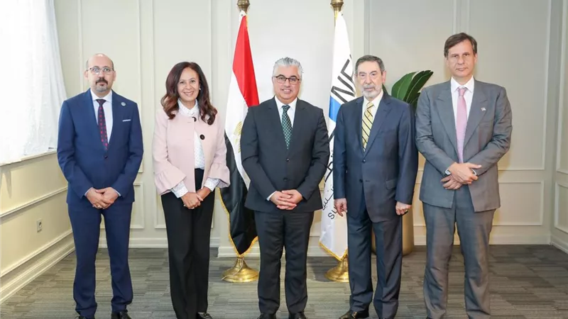 رئيس اقتصادية قناة السويس يستقبل وفد غرفة التجارة العربية البرازيلية