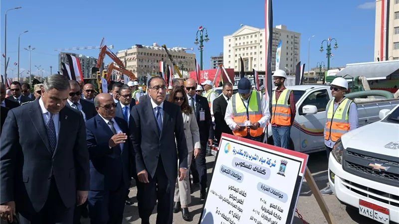 مدبولى يشهد اصطفاف مُعدات محافظة الإسكندرية لمُجابهة الأزمات